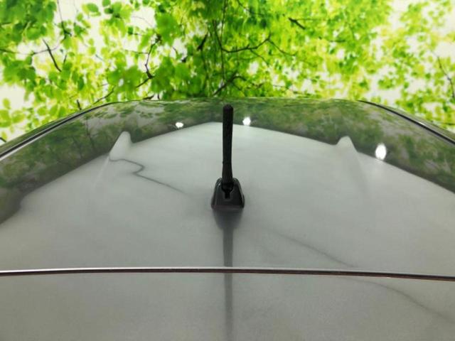 ノート メダリスト 新品タイヤ/保証書/シート ハーフレザー/EBD付ABS/エアバッグ 運転席/エアバッグ 助手席/パワーウインドウ/エンジンスタートボタン/キーレスエントリー/オートエアコン/パワーステアリング(29枚目)