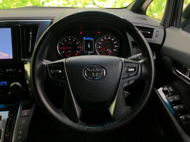 アルファード Ｓタイプゴールド　新品タイヤ／ディスプレイオーディオ＋ナビ９インチ／フリップダウンモニター　純正　１２．１インチ／トヨタセーフティセンス／両側電動スライドドア／車線逸脱防止支援システム／シート　ハーフレザー　ＤＶＤ再生（15枚目）