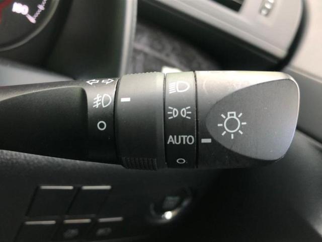 アルファード Ｓタイプゴールド　新品タイヤ／ディスプレイオーディオ＋ナビ９インチ／フリップダウンモニター　純正　１２．１インチ／トヨタセーフティセンス／両側電動スライドドア／車線逸脱防止支援システム／シート　ハーフレザー　ＤＶＤ再生（16枚目）