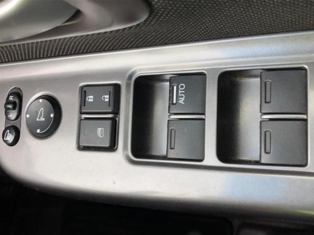 フリード Ｇホンダセンシング　新品タイヤ／保証書／社外　ＳＤナビ／フリップダウンモニター　社外　１０．１インチ／ホンダセンシング／両側電動スライドドア／車線逸脱防止支援システム／ドライブレコーダー　前後　衝突被害軽減システム（28枚目）