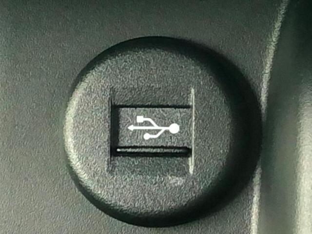 スペーシアギア ハイブリッドＸＺ　保証書／純正　９インチ　メモリーナビ／セーフティサポート（スズキ）／両側電動スライドドア／シートヒーター　前席／全方位モニター／車線逸脱防止支援システム／ヘッドランプ　ＬＥＤ　衝突被害軽減システム（31枚目）