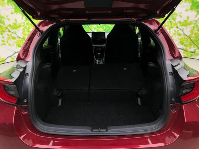 ヤリス Ｇ　新品タイヤ／ディスプレイオーディオ＋ナビ／トヨタセーフティセンス／車線逸脱防止支援システム／ヘッドランプ　ＬＥＤ／Ｂｌｕｅｔｏｏｔｈ接続／ＥＢＤ付ＡＢＳ／横滑り防止装置／バックモニター　バックカメラ（19枚目）