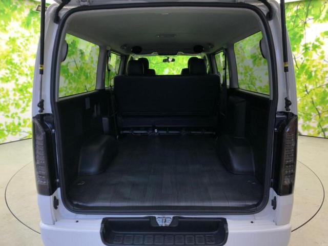 ハイエースバン ４ＷＤロングスーパーＧＬ　エアロ／保証書／社外　ＳＤナビ／フリップダウンモニター　社外　１０．２インチ／両側電動スライドドア／ヘッドランプ　ＨＩＤ／Ｂｌｕｅｔｏｏｔｈ接続／ＥＴＣ／ＡＢＳ／バックモニター／フルセグＴＶ　４ＷＤ（8枚目）