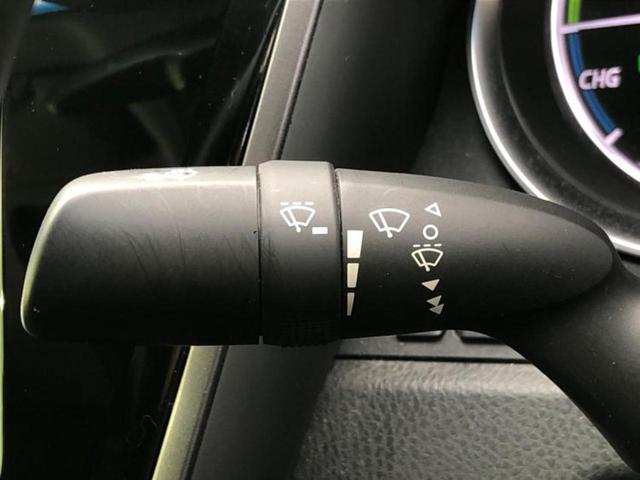 カムリ Ｇ　サンルーフ／保証書／純正　９インチ　ＳＤナビ／トヨタセーフティセンス／車線逸脱防止支援システム／ヘッドランプ　ＬＥＤ／Ｂｌｕｅｔｏｏｔｈ接続／ＥＴＣ／ＥＢＤ付ＡＢＳ／横滑り防止装置　バックカメラ（16枚目）