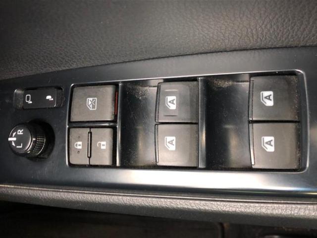 カムリ Ｇ　サンルーフ／保証書／純正　９インチ　ＳＤナビ／トヨタセーフティセンス／車線逸脱防止支援システム／ヘッドランプ　ＬＥＤ／Ｂｌｕｅｔｏｏｔｈ接続／ＥＴＣ／ＥＢＤ付ＡＢＳ／横滑り防止装置　バックカメラ（24枚目）