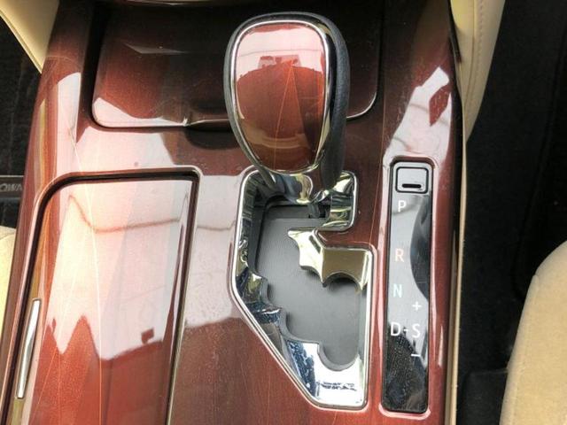 クラウン ロイヤル 新品タイヤ/純正 SDナビ/ドライブレコーダー 前後/ヘッドランプ HID/Bluetooth接続/ETC/EBD付ABS/横滑り防止装置/クルーズコントロール/バックモニター/フルセグTV ドラレコ(18枚目)