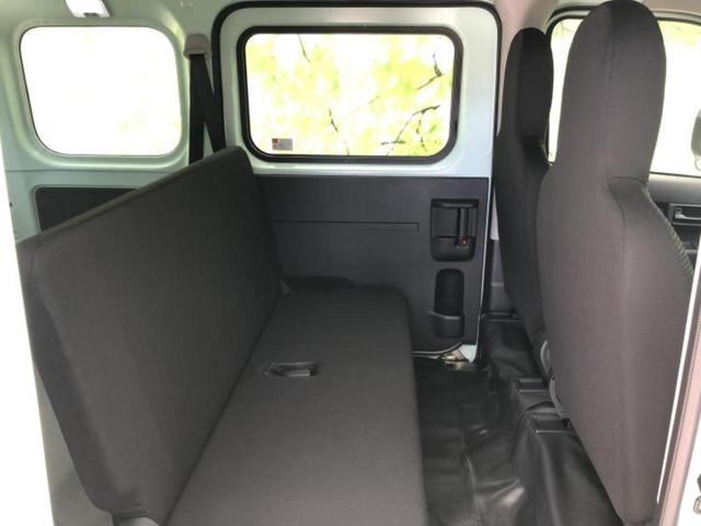 ハイゼットカーゴ ４ＷＤデラックス　保証書／スマートアシスト（トヨタ・ダイハツ）／車線逸脱防止支援システム／ヘッドランプ　ＬＥＤ／ＥＴＣ／ＥＢＤ付ＡＢＳ／横滑り防止装置／アイドリングストップ／エアバッグ　運転席／エアバッグ　助手席（4枚目）