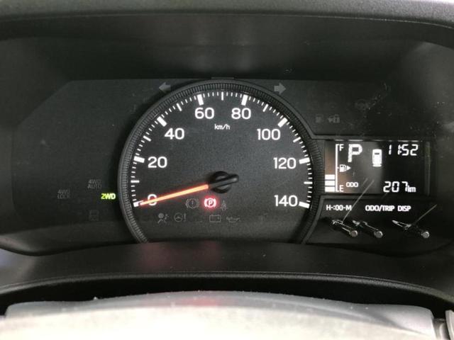 ハイゼットカーゴ ４ＷＤデラックス　保証書／スマートアシスト（トヨタ・ダイハツ）／車線逸脱防止支援システム／ヘッドランプ　ＬＥＤ／ＥＴＣ／ＥＢＤ付ＡＢＳ／横滑り防止装置／アイドリングストップ／エアバッグ　運転席／エアバッグ　助手席（10枚目）