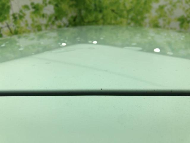 ハイゼットカーゴ ４ＷＤデラックス　保証書／スマートアシスト（トヨタ・ダイハツ）／車線逸脱防止支援システム／ヘッドランプ　ＬＥＤ／ＥＴＣ／ＥＢＤ付ＡＢＳ／横滑り防止装置／アイドリングストップ／エアバッグ　運転席／エアバッグ　助手席（26枚目）