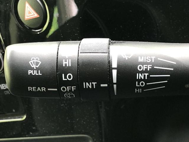 アクア クロスオーバー　純正　ＳＤナビ／トヨタセーフティセンス／シートヒーター　前席／車線逸脱防止支援システム／シート　ハーフレザー／ドライブレコーダー　純正／ヘッドランプ　ＬＥＤ／Ｂｌｕｅｔｏｏｔｈ接続／ＥＴＣ　ドラレコ（17枚目）