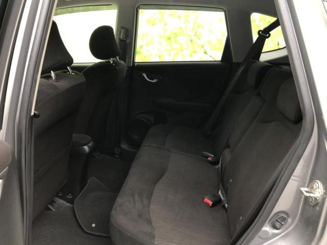 フィット １５Ｘ　純正　ＳＤナビ／シートヒーター　前席／ＥＴＣ／ＥＢＤ付ＡＢＳ／クルーズコントロール／ワンセグＴＶ／ＤＶＤ／エアバッグ　運転席／エアバッグ　助手席／パワーウインドウ／キーレスエントリー／オートエアコン（7枚目）