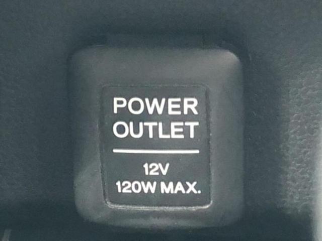 フィット １５Ｘ　純正　ＳＤナビ／シートヒーター　前席／ＥＴＣ／ＥＢＤ付ＡＢＳ／クルーズコントロール／ワンセグＴＶ／ＤＶＤ／エアバッグ　運転席／エアバッグ　助手席／パワーウインドウ／キーレスエントリー／オートエアコン（30枚目）