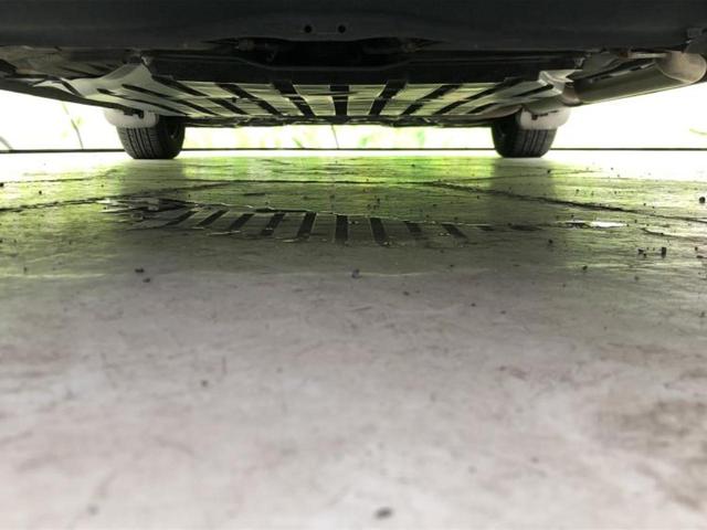 フィット １５Ｘ　純正　ＳＤナビ／シートヒーター　前席／ＥＴＣ／ＥＢＤ付ＡＢＳ／クルーズコントロール／ワンセグＴＶ／ＤＶＤ／エアバッグ　運転席／エアバッグ　助手席／パワーウインドウ／キーレスエントリー／オートエアコン（33枚目）