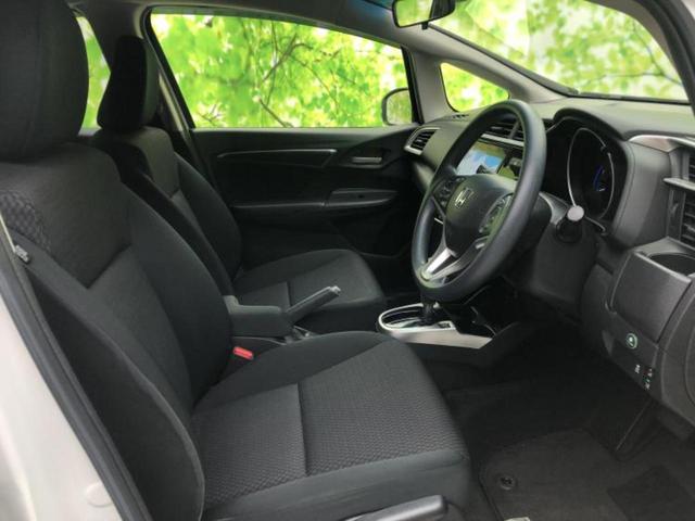 フィット １３Ｇ・Ｌホンダセンシング　新品タイヤ／保証書／純正　８インチ　ＳＤナビ／ホンダセンシング／車線逸脱防止支援システム／ドライブレコーダー　社外／ヘッドランプ　ＬＥＤ／Ｂｌｕｅｔｏｏｔｈ接続／ＥＴＣ／ＥＢＤ付ＡＢＳ　バックカメラ（4枚目）