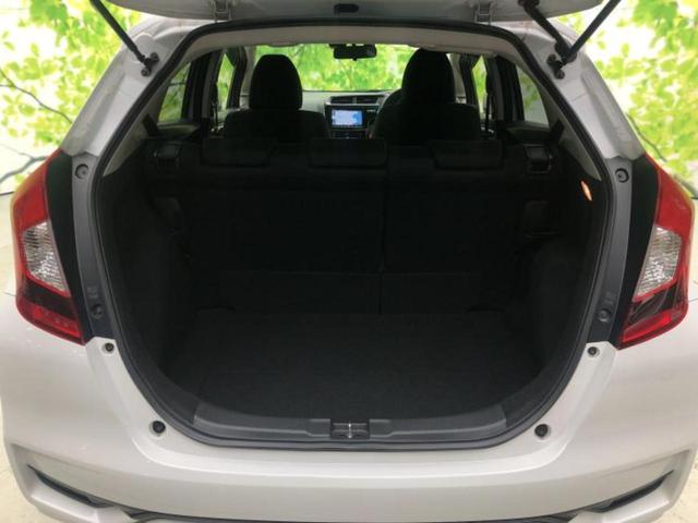 フィット １３Ｇ・Ｌホンダセンシング　新品タイヤ／保証書／純正　８インチ　ＳＤナビ／ホンダセンシング／車線逸脱防止支援システム／ドライブレコーダー　社外／ヘッドランプ　ＬＥＤ／Ｂｌｕｅｔｏｏｔｈ接続／ＥＴＣ／ＥＢＤ付ＡＢＳ　バックカメラ（8枚目）