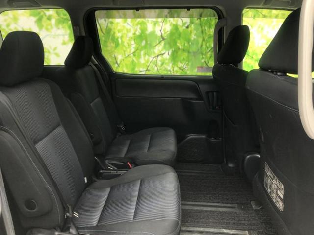 ヴォクシー ＺＳキラメキ２　新品タイヤ／保証書／社外　９インチ　ＳＤナビ／フリップダウンモニター　社外　１０．１インチ／トヨタセーフティセンス／両側電動スライドドア／車線逸脱防止支援システム／ドライブレコーダー　前後　ドラレコ（5枚目）