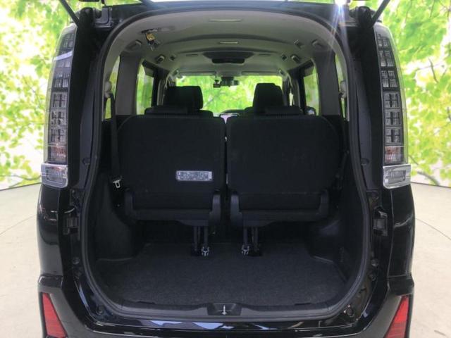 ヴォクシー ＺＳキラメキ２　新品タイヤ／保証書／社外　９インチ　ＳＤナビ／フリップダウンモニター　社外　１０．１インチ／トヨタセーフティセンス／両側電動スライドドア／車線逸脱防止支援システム／ドライブレコーダー　前後　ドラレコ（8枚目）