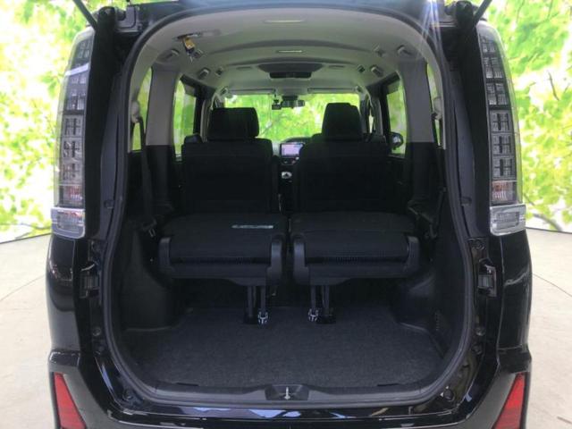 ヴォクシー ＺＳキラメキ２　新品タイヤ／保証書／社外　９インチ　ＳＤナビ／フリップダウンモニター　社外　１０．１インチ／トヨタセーフティセンス／両側電動スライドドア／車線逸脱防止支援システム／ドライブレコーダー　前後　ドラレコ（19枚目）