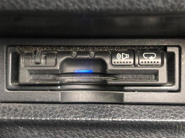 ヴォクシー ＺＳキラメキ２　新品タイヤ／保証書／社外　９インチ　ＳＤナビ／フリップダウンモニター　社外　１０．１インチ／トヨタセーフティセンス／両側電動スライドドア／車線逸脱防止支援システム／ドライブレコーダー　前後　ドラレコ（24枚目）