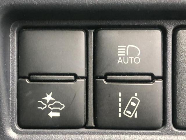 ヴォクシー ＺＳキラメキ２　新品タイヤ／保証書／社外　９インチ　ＳＤナビ／フリップダウンモニター　社外　１０．１インチ／トヨタセーフティセンス／両側電動スライドドア／車線逸脱防止支援システム／ドライブレコーダー　前後　ドラレコ（26枚目）