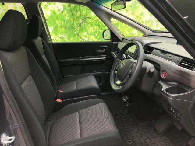 フリード Ｇブラックスタイル　社外　ＳＤナビ／ホンダセンシング／両側電動スライドドア／シートヒーター／車線逸脱防止支援システム／ヘッドランプ　ＬＥＤ／ＵＳＢジャック／Ｂｌｕｅｔｏｏｔｈ接続／ＥＴＣ／ＥＢＤ付ＡＢＳ　バックカメラ（4枚目）