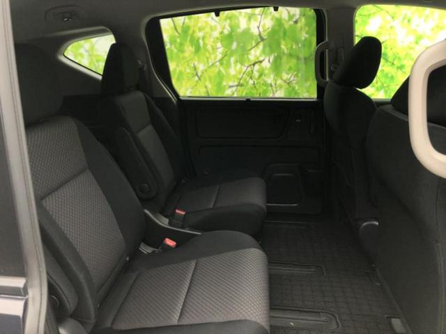 フリード Ｇブラックスタイル　社外　ＳＤナビ／ホンダセンシング／両側電動スライドドア／シートヒーター／車線逸脱防止支援システム／ヘッドランプ　ＬＥＤ／ＵＳＢジャック／Ｂｌｕｅｔｏｏｔｈ接続／ＥＴＣ／ＥＢＤ付ＡＢＳ　バックカメラ（5枚目）