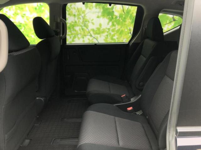 フリード Ｇブラックスタイル　社外　ＳＤナビ／ホンダセンシング／両側電動スライドドア／シートヒーター／車線逸脱防止支援システム／ヘッドランプ　ＬＥＤ／ＵＳＢジャック／Ｂｌｕｅｔｏｏｔｈ接続／ＥＴＣ／ＥＢＤ付ＡＢＳ　バックカメラ（7枚目）