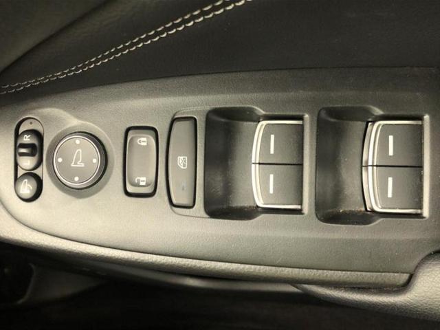 アコード ＥＸ　サンルーフ／純正　ＳＤナビ／ホンダセンシング／シートヒーター／車線逸脱防止支援システム／シート　フルレザー／ヘッドランプ　ＬＥＤ／Ｂｌｕｅｔｏｏｔｈ接続／ＥＴＣ／ＥＢＤ付ＡＢＳ／横滑り防止装置（27枚目）