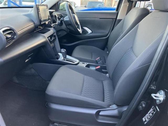 ヤリスクロス ハイブリッドＧ　新品タイヤ／保証書／ディスプレイオーディオ／トヨタセーフティセンス／車線逸脱防止支援システム／Ｂｌｕｅｔｏｏｔｈ接続／ＥＴＣ／ＥＢＤ付ＡＢＳ／横滑り防止装置／アイドリングストップ／クルーズコントロール（6枚目）