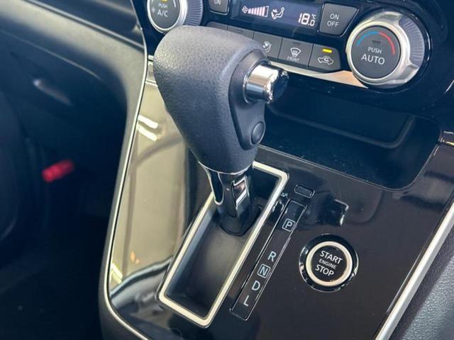 セレナ ハイウェイスター　新品タイヤ／保証書／社外　ＳＤナビ／衝突安全装置／電動スライドドア／車線逸脱防止支援システム／Ｂｌｕｅｔｏｏｔｈ接続／ＥＢＤ付ＡＢＳ／横滑り防止装置／アイドリングストップ／フルセグＴＶ　ワンオーナー（17枚目）