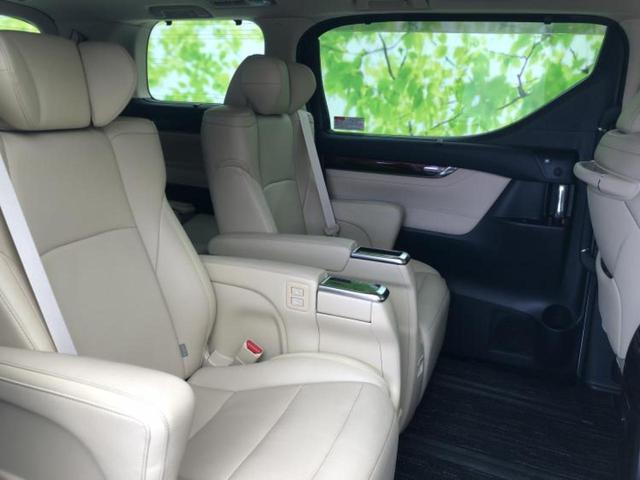 アルファードハイブリッド ４ＷＤハイブリッドＧ　Ｆパッケージ　サンルーフ／ＪＢＬ／保証書／純正　ＳＤナビ／トヨタセーフティセンス／両側電動スライドドア／シートヒーター　前席／車線逸脱防止支援システム／シート　フルレザー／電動バックドア／ドライブレコーダー　前後（5枚目）