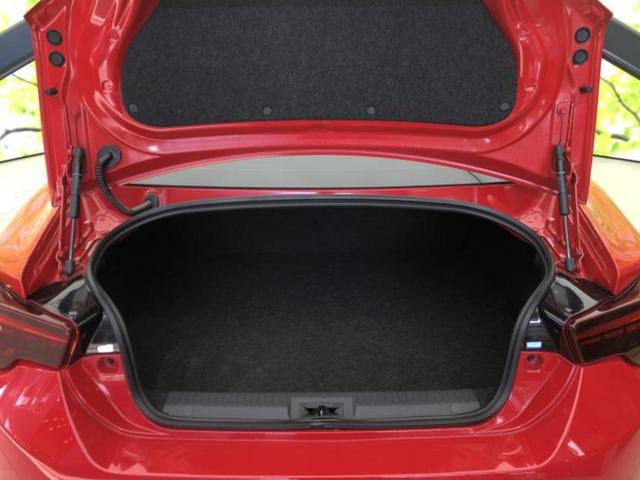 ８６ ＧＴリミテッド　新品タイヤ／純正エアロ／保証書／純正　ＳＤナビ／シートヒーター　前席／シート　ハーフレザー／ドライブレコーダー　前後／ヘッドランプ　ＨＩＤ／ＥＴＣ／ＥＢＤ付ＡＢＳ／横滑り防止装置　フルエアロ　ドラレコ（6枚目）