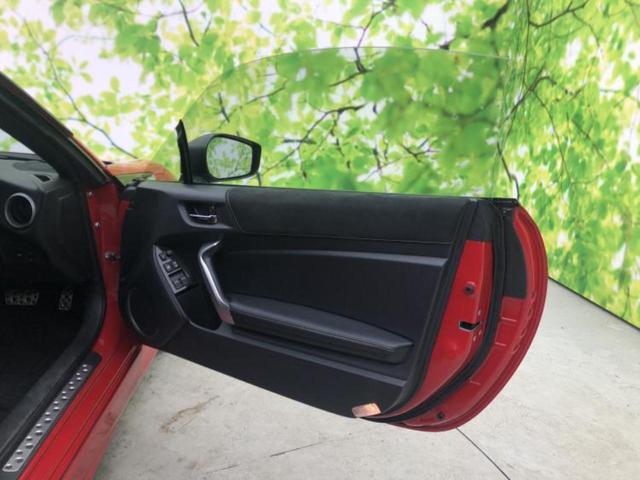 ８６ ＧＴリミテッド　新品タイヤ／純正エアロ／保証書／純正　ＳＤナビ／シートヒーター　前席／シート　ハーフレザー／ドライブレコーダー　前後／ヘッドランプ　ＨＩＤ／ＥＴＣ／ＥＢＤ付ＡＢＳ／横滑り防止装置　フルエアロ　ドラレコ（7枚目）