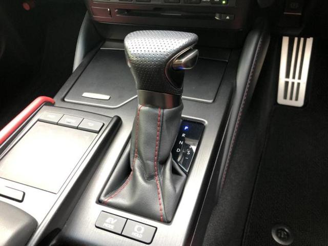 ＥＳ ＥＳ３００ｈ　Ｆスポーツ　新品タイヤ／サンルーフ／保証書／純正　１１．６インチ　ＳＤナビ／デジタルインナーミラー／衝突安全装置／シートヒーター／車線逸脱防止支援システム／シート　フルレザー／ヘッドランプ　ＬＥＤ　革シート（18枚目）