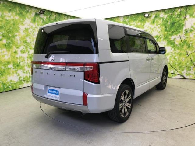 デリカＤ：５ ４ＷＤ　Ｐ　新品タイヤ／保証書／純正　１１インチ　ＳＤナビ／フリップダウンモニター／イーアシスト（ミツビシ）／両側電動スライドドア／シートヒーター　前席／マルチアラウンドモニター／車線逸脱防止支援システム　４ＷＤ（3枚目）