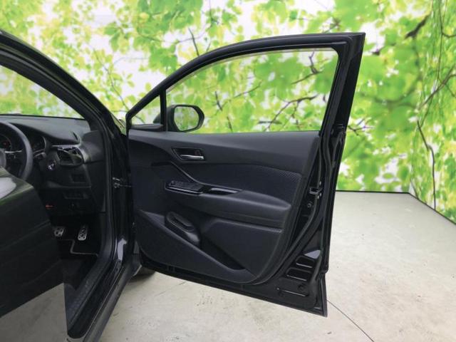 Ｃ－ＨＲ Ｓ　ＧＲスポーツ　新品タイヤ／ディスプレイオーディオ８インチ／トヨタセーフティセンス／車線逸脱防止支援システム／シート　ハーフレザー／ドライブレコーダー　前後／ヘッドランプ　ＬＥＤ／Ｂｌｕｅｔｏｏｔｈ接続　バックカメラ（20枚目）