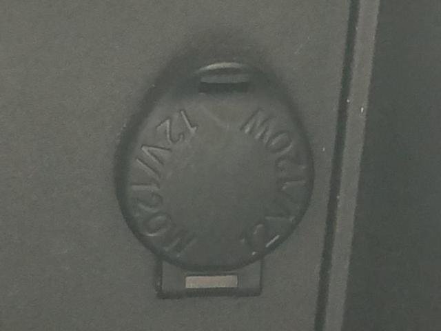 プリウス Ｓツーリングセレクション　新品タイヤ／純正　ＳＤナビ／ヘッドランプ　ＨＩＤ／Ｂｌｕｅｔｏｏｔｈ接続／ＥＴＣ／ＥＢＤ付ＡＢＳ／横滑り防止装置／アイドリングストップ／バックモニター／ワンセグＴＶ／エアバッグ　運転席　バックカメラ（29枚目）