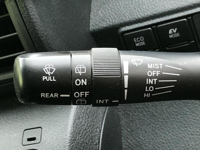 シエンタ ハイブリッドGクエロ 新品タイヤ/純正 9インチ SDナビ/トヨタセーフティセンス/両側電動スライドドア/シートヒーター 前席/パノラミックビューモニター/車線逸脱防止支援システム/シート ハーフレザー 全周囲カメラ(17枚目)