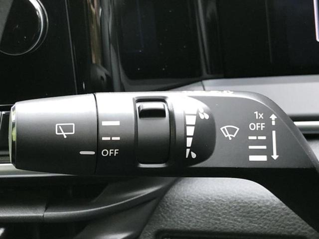 Ｎ－ＢＯＸカスタム Ｇ・Ｌターボホンダセンシング　純正　８インチ　ＳＤナビ／ホンダセンシング／両側電動スライドドア／車線逸脱防止支援システム／シート　ハーフレザー／ヘッドランプ　ＬＥＤ／Ｂｌｕｅｔｏｏｔｈ接続／ＥＴＣ／ＥＢＤ付ＡＢＳ　バックカメラ（17枚目）