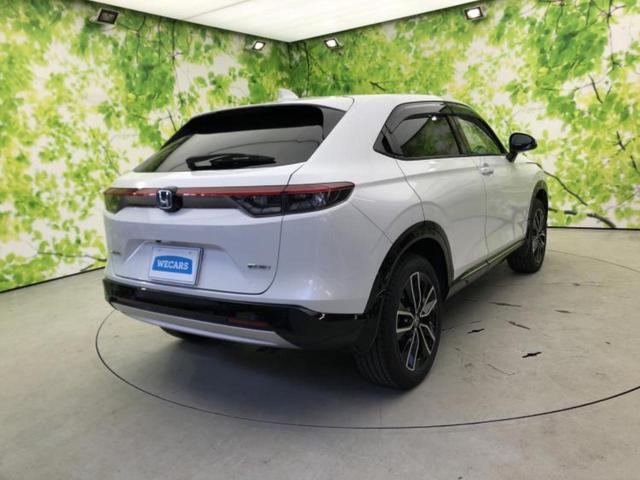 ヴェゼル eHEV Z 純正 9インチ SDナビ/衝突安全装置/シートヒーター/車線逸脱防止支援システム/シート 合皮/電動バックドア/ヘッドランプ LED/ETC/EBD付ABS/横滑り防止装置/アイドリングストップ(3枚目)