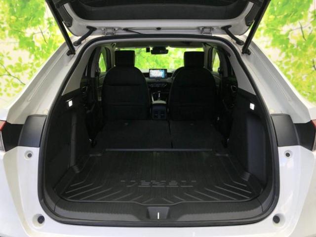 ヴェゼル eHEV Z 純正 9インチ SDナビ/衝突安全装置/シートヒーター/車線逸脱防止支援システム/シート 合皮/電動バックドア/ヘッドランプ LED/ETC/EBD付ABS/横滑り防止装置/アイドリングストップ(19枚目)