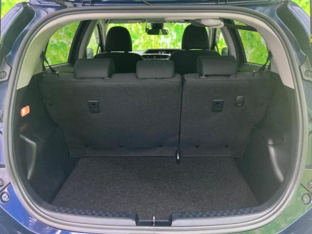 アクア Sスタイルブラック ★★★新品タイヤ/純正 SDナビ/トヨタセーフティセンス/車線逸脱防止支援システム/ドライブレコーダー 純正/Bluetooth接続/ETC/EBD付ABS/横滑り防止装置/アイドリングストップ(8枚目)