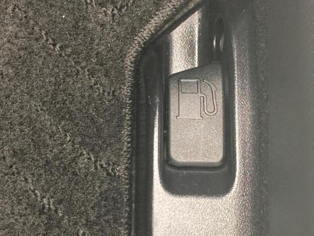 アクア Sスタイルブラック ★★★新品タイヤ/純正 SDナビ/トヨタセーフティセンス/車線逸脱防止支援システム/ドライブレコーダー 純正/Bluetooth接続/ETC/EBD付ABS/横滑り防止装置/アイドリングストップ(38枚目)