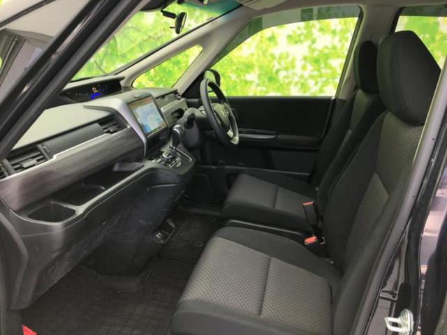 フリード Ｇブラックスタイル　新品タイヤ／保証書／純正　９インチ　ＳＤナビ／フリップダウンモニター　純正　１２．８インチ／ホンダセンシング／両側電動スライドドア／シートヒーター　前席／車線逸脱防止支援システム　衝突被害軽減システム（6枚目）