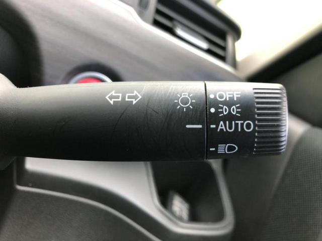 フリード Ｇブラックスタイル　新品タイヤ／保証書／純正　９インチ　ＳＤナビ／フリップダウンモニター　純正　１２．８インチ／ホンダセンシング／両側電動スライドドア／シートヒーター　前席／車線逸脱防止支援システム　衝突被害軽減システム（16枚目）