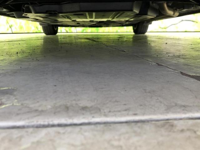 フリード Ｇブラックスタイル　新品タイヤ／保証書／純正　９インチ　ＳＤナビ／フリップダウンモニター　純正　１２．８インチ／ホンダセンシング／両側電動スライドドア／シートヒーター　前席／車線逸脱防止支援システム　衝突被害軽減システム（33枚目）