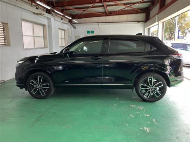 ヴェゼル ｅＨＥＶ　Ｚ　純正　ＳＤナビ／ホンダセンシング／シートヒーター　前席／マルチビューカメラシステム／車線逸脱防止支援システム／シート　ハーフレザー／電動バックドア／ヘッドランプ　ＬＥＤ／Ｂｌｕｅｔｏｏｔｈ接続（2枚目）