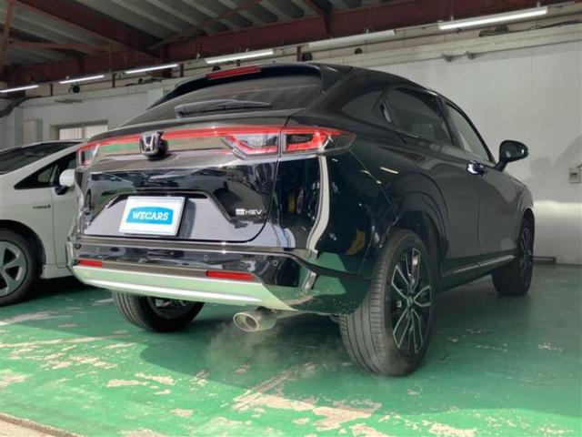 ヴェゼル ｅＨＥＶ　Ｚ　純正　ＳＤナビ／ホンダセンシング／シートヒーター　前席／マルチビューカメラシステム／車線逸脱防止支援システム／シート　ハーフレザー／電動バックドア／ヘッドランプ　ＬＥＤ／Ｂｌｕｅｔｏｏｔｈ接続（3枚目）