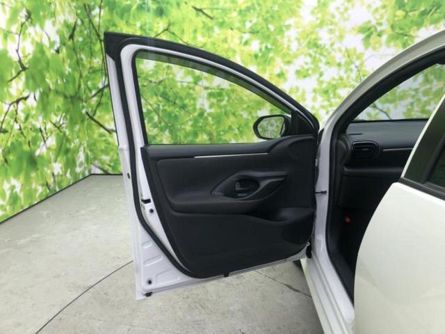 ヤリス Ｇ　新品タイヤ／保証書／ディスプレイオーディオ＋ナビ／トヨタセーフティセンス／パノラミックビューモニター／車線逸脱防止支援システム／ドライブレコーダー　前後／Ｂｌｕｅｔｏｏｔｈ接続／ＥＴＣ　全周囲カメラ（22枚目）