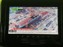 ハイブリッドＸＺ　純正　９インチ　メモリーナビ／セーフティサポート（スズキ）／両側電動スライドドア／シートヒーター　前席／全方位モニター／車線逸脱防止支援システム／パーキングアシスト　バックガイド　衝突被害軽減システム（12枚目）